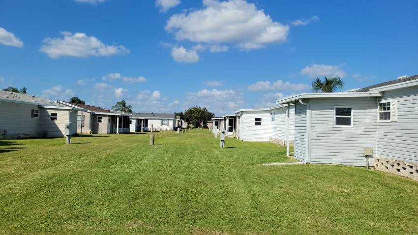 511 Leyland Cypress Way a Winter Haven, FL Mobile or Manufactured Home for Sale